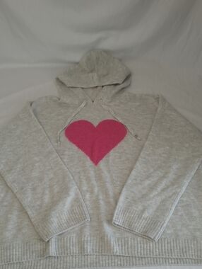 CeCe Light Gray Hoodie with Pink Heart Motif